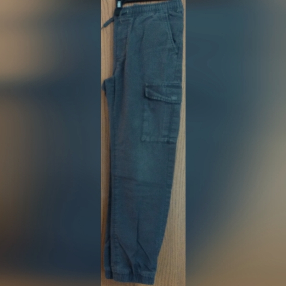 Old Navy Cargo pants size L (10-12) 6-010